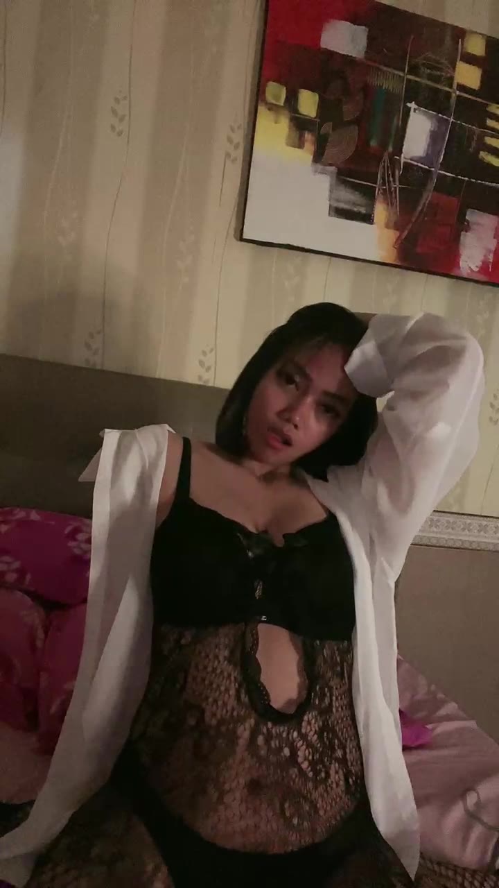 Tampil Bugil Lingerie Hitam Miss Azkaa Bondol Mango